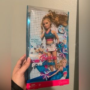 Year 2007 Barbie Pom Pom